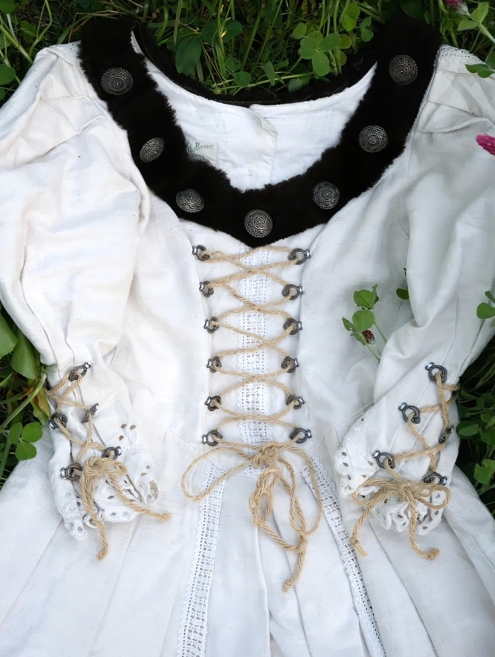 Vintage White Lace-up Gown Dress, Medieval Dress, Renaissance Dress